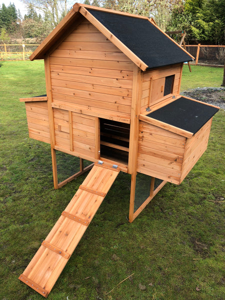 Resort chicken coop house only. - pre-order Early April shipping