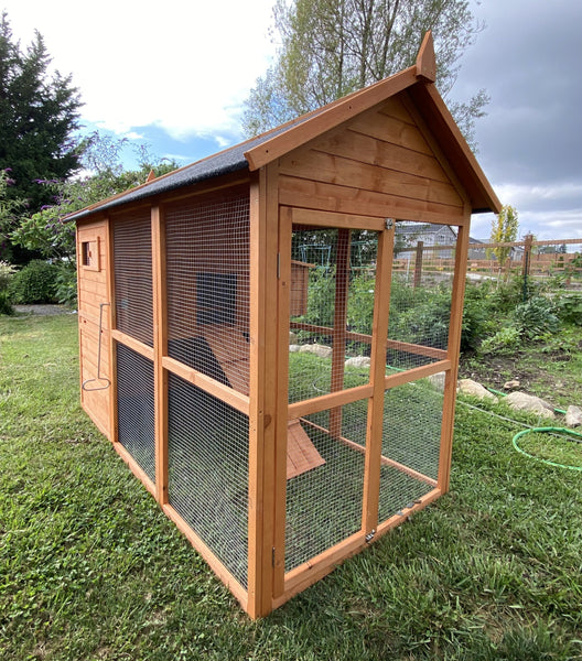 NEW FarmHouse Coop. Pre-Order End of April Shipping.