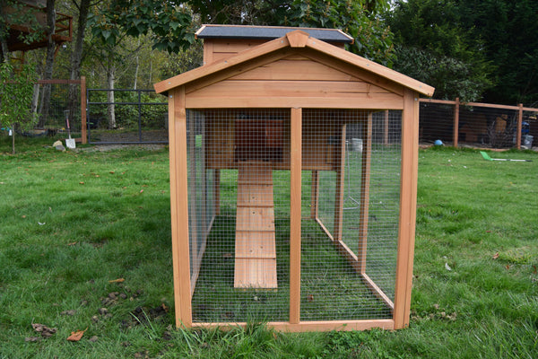 The LODGE Coop. New color and size! IN-STOCK