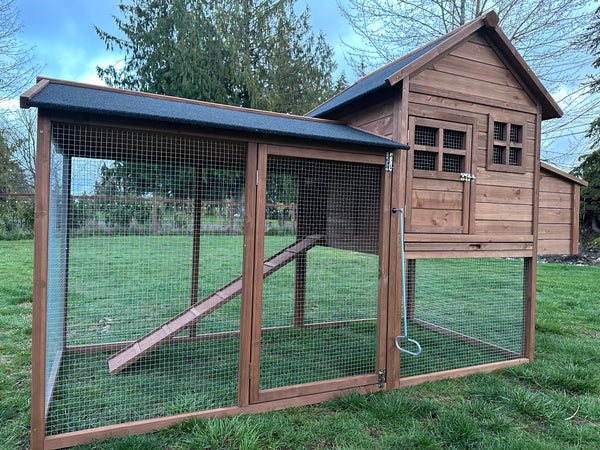 The LODGE Coop. New color and size! IN-STOCK