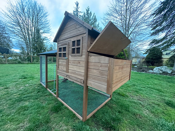 The LODGE Coop. New color and size! IN-STOCK