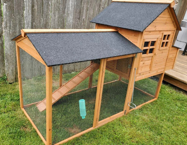 The LODGE Coop. New color and size! IN-STOCK